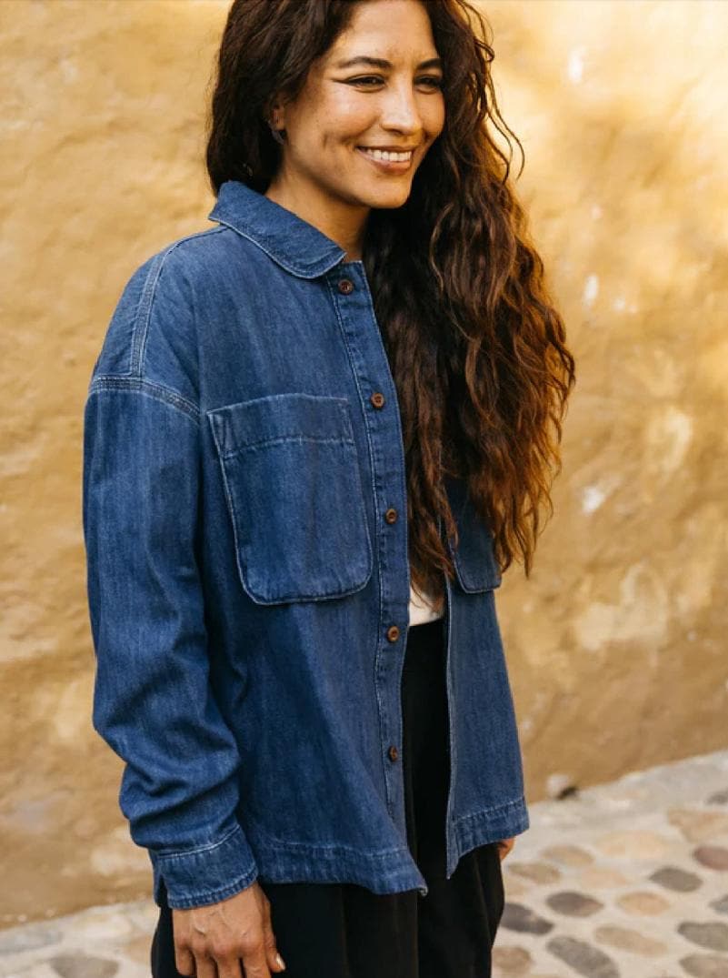 Location Image for Gwavas Denim Shirt - Women's