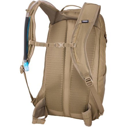 Thule AllTrail 22 L Hydration Pack 3