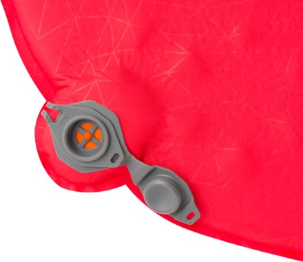 Sea to Summit Ultralight Self-Inflating Sleeping Pad - Women's 2