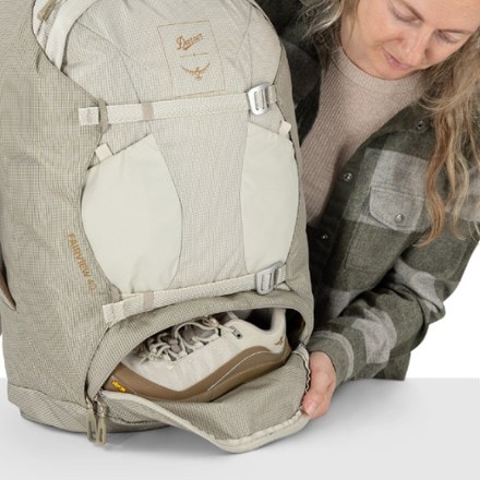 Osprey Osprey x Danner Fairview 40 Pack - Women's 10