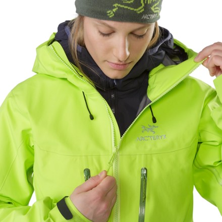 Arc'teryx Alpha SV Jacket - Women's | REI Co-op