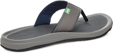 best mens pool sandals