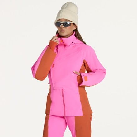 SENIQ Slopestar Insulated Ski Jacket - Women's 1