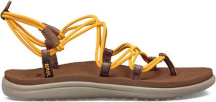 teva string sandals