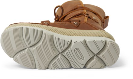 Manitobah Pacific Half Winter Boots - Women's 4