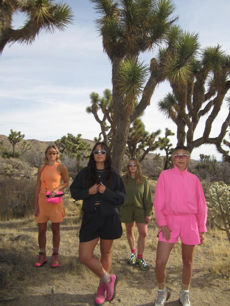 Location Image for Trailmix Cargo Shorts - Women's