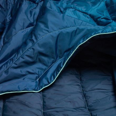 Rumpl Original Puffy Recycled Blanket - Ocean Fade 4