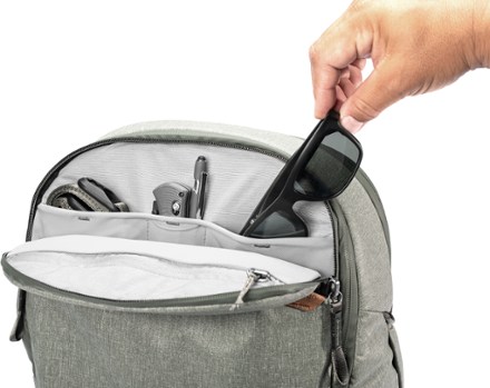 Peak Design Travel Pack 30 L 6