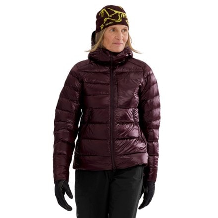 Arc'teryx Cerium SV Down Hoody - Women's 1
