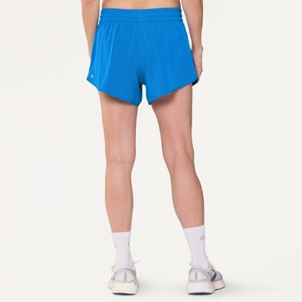 Vuori Clementine 4" Shorts - Women's 2