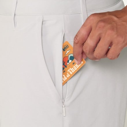 Vuori Aim Shorts 8" - Men's 4