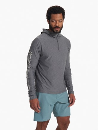 Vuori zion shop half zip