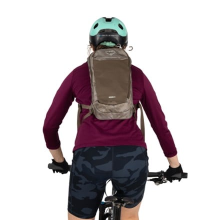 Osprey Berm 8 Hydration Pack 10