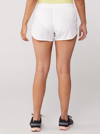 Nike Tempo Race Shorts - Women's 2