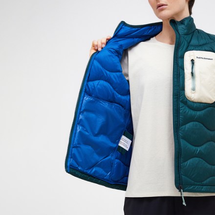 Peak Performance Helium Utility Down Vest - Women's 4