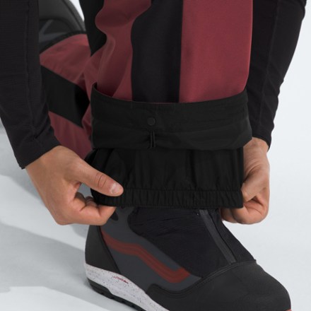 The North Face GTX Hex Snow Pants - Men's 8