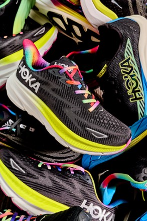 HOKA Clifton 9 Road-Running Shoes - Women's 8
