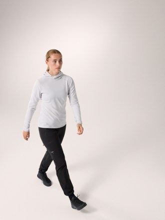 Arc'teryx Motus Hoodie - Women's 5