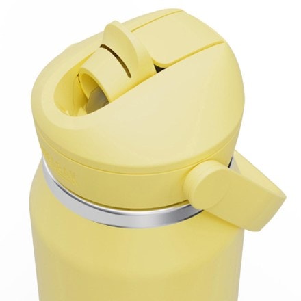 CamelBak Thrive Flip Straw Insulated Stainless-Steel Water Bottle - 32 fl. oz. 2