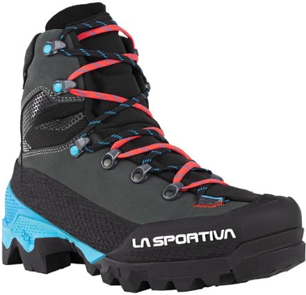 rei la sportiva womens hiking boots