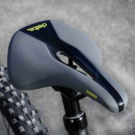Delta Cycle Comfort Race Shorty Saddle 9