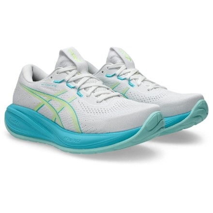 ASICS GEL-Cumulus 28 Road-Running Shoes - Women's 3