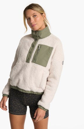 Vuori Cozy Sherpa Fleece Popover - Women's 4
