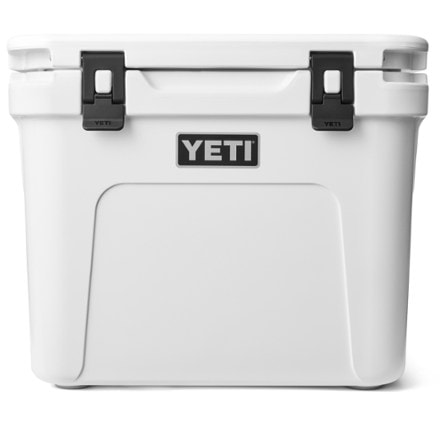 YETI Roadie 32 Wheeled Cooler 2