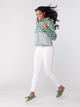 The North Face Flyweight 2.0 Hoodie - Women's 3