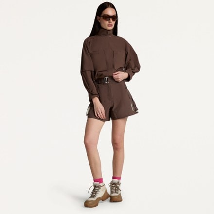 SENIQ Trailmix Cargo Shorts - Women's 5