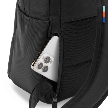 GOT BAG DayPack 2.0 Trekking pole attachments