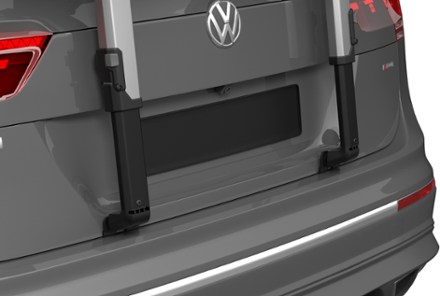 Thule OutWay Platform 2-Bike Trunk Rack 10