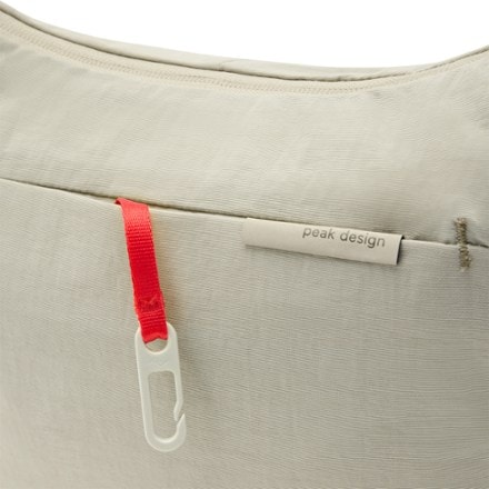 Peak Design City Crescent 6 L 3