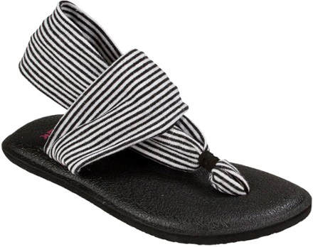 sanuk children's flip flops