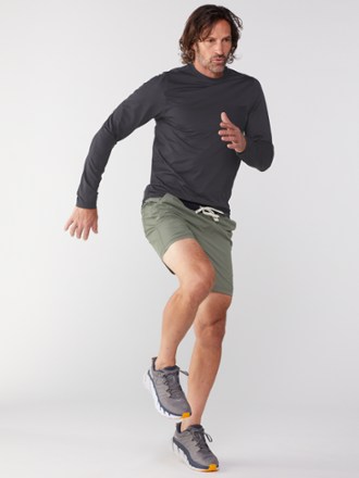 Vuori Tradewind Performance T-Shirt - Men's 3