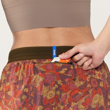 Janji AFO Middle 3" Shorts - Women's 4