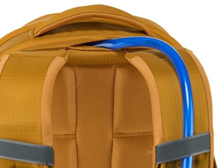The North Face Recon Pack - Men's Hydration port & tube routing