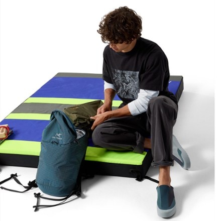 Arc'teryx Kragg Cotton Lithographica T-Shirt - Men's 5