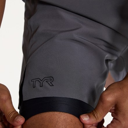 TYR Unbroken Lined 7" Shorts - Men's 6