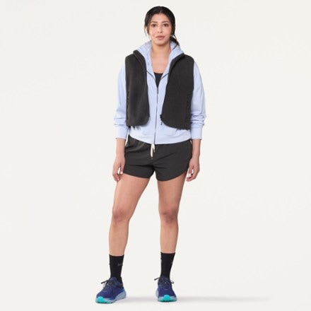 Vuori Clementine 4" Shorts - Women's 3