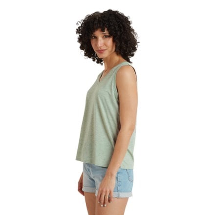 Sherpa Adventure Gear Asha V-Neck Tank Top - Women's 4