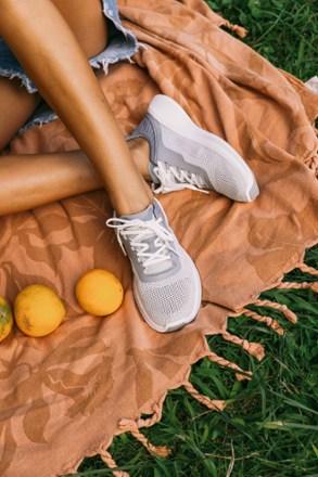 OluKai Island Hopper Sneakers - Women's 4