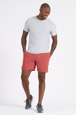 Vuori Trail Shorts - Men's 4