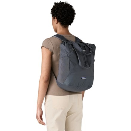 Patagonia Terravia Tote Pack 24 L 1