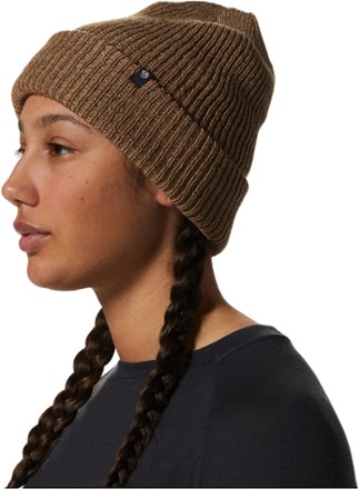 Mountain Hardwear Lone Pine Beanie 1