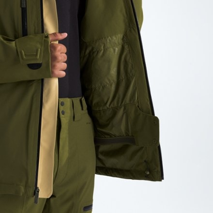 The North Face Chakal Insulated Jacket - Men's 7