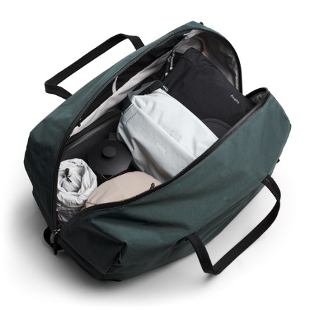 Bellroy Venture Ready Duffel 55L 3