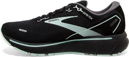 brooks gtx running shoes