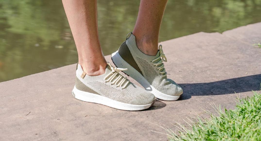 Location Image of color Faded Green