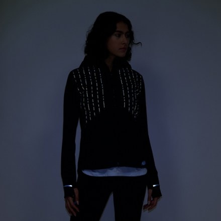 New Balance Impact Run Luminous Heat Jacket - Women's 8